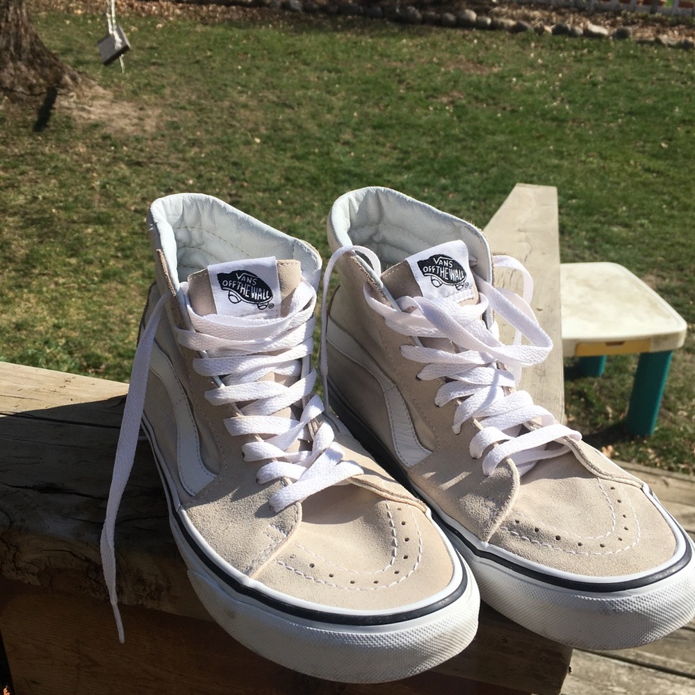 SOLD | Vans Sneakers